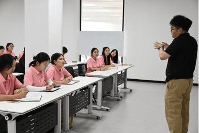 探企访学凝智慧，校企联袂谱新篇——工商管理学院“云播沃冀”青年实践团赴霸州市开展企业管理调研